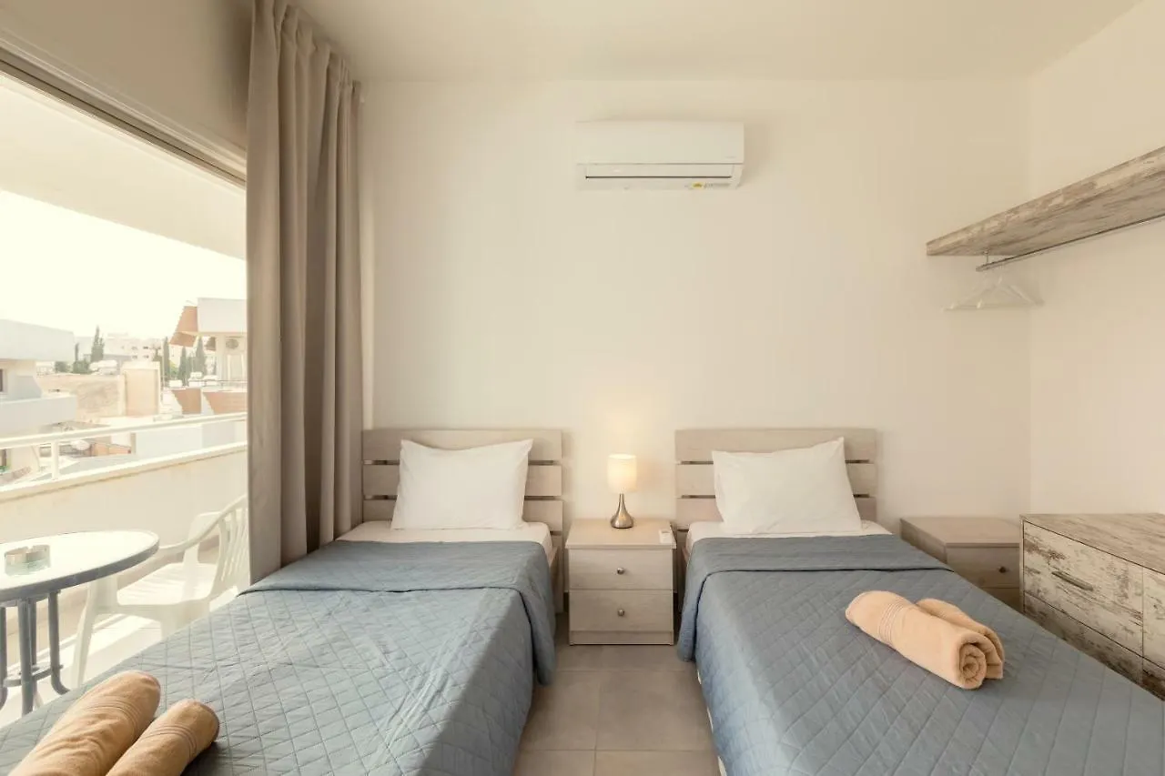 Savvas City Centre Flat Larnaca 0*,  Chipre