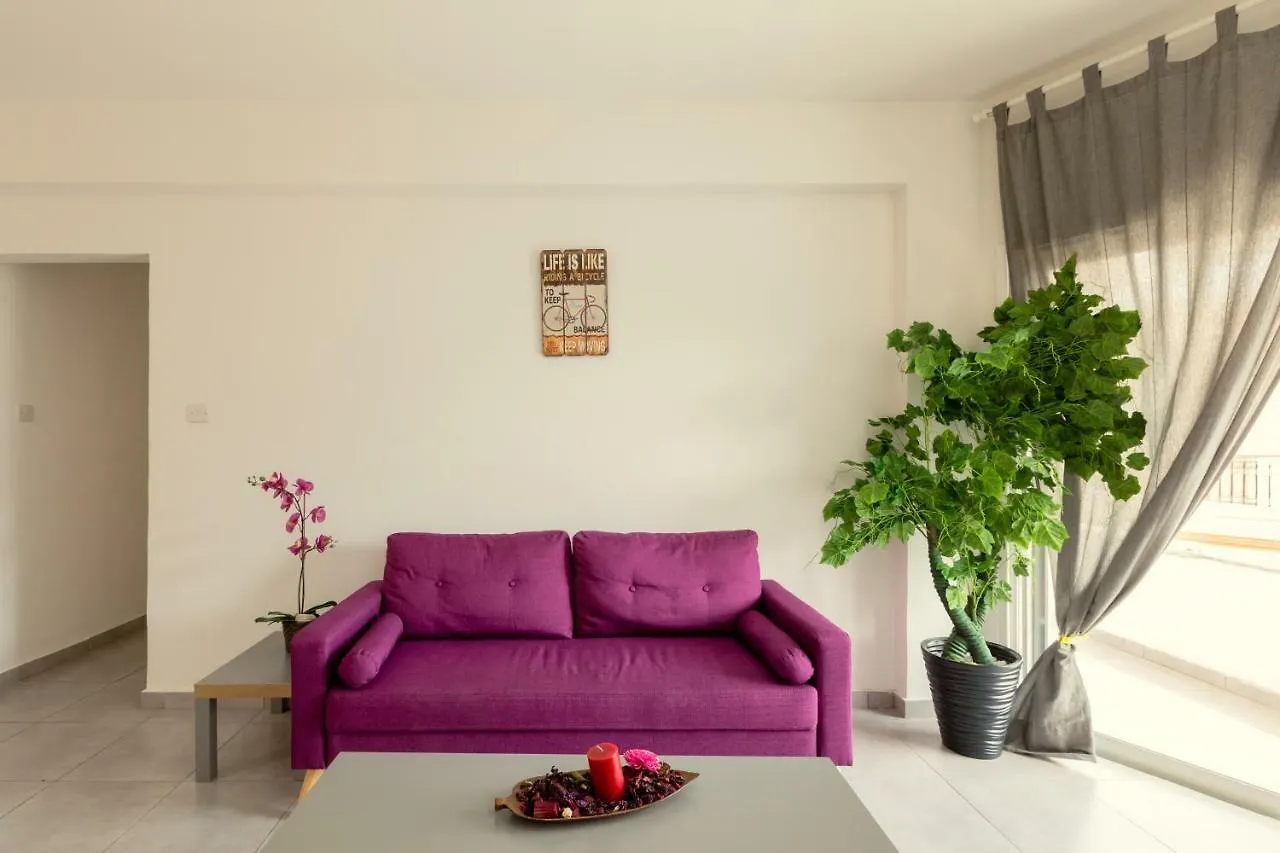 Savvas City Centre Flat Larnaca Apartamento